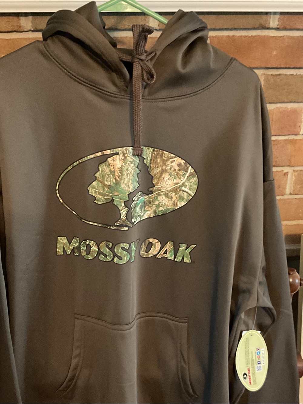 NWT Mens Mossy Creek Brown Hoodie with Green Camo Logo